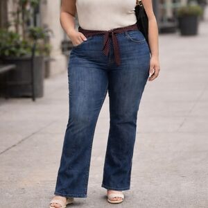 Lee Midrise Bootcut Jeans Women’s Size 18M / 18W Stretch Medium Wash Classic Fit